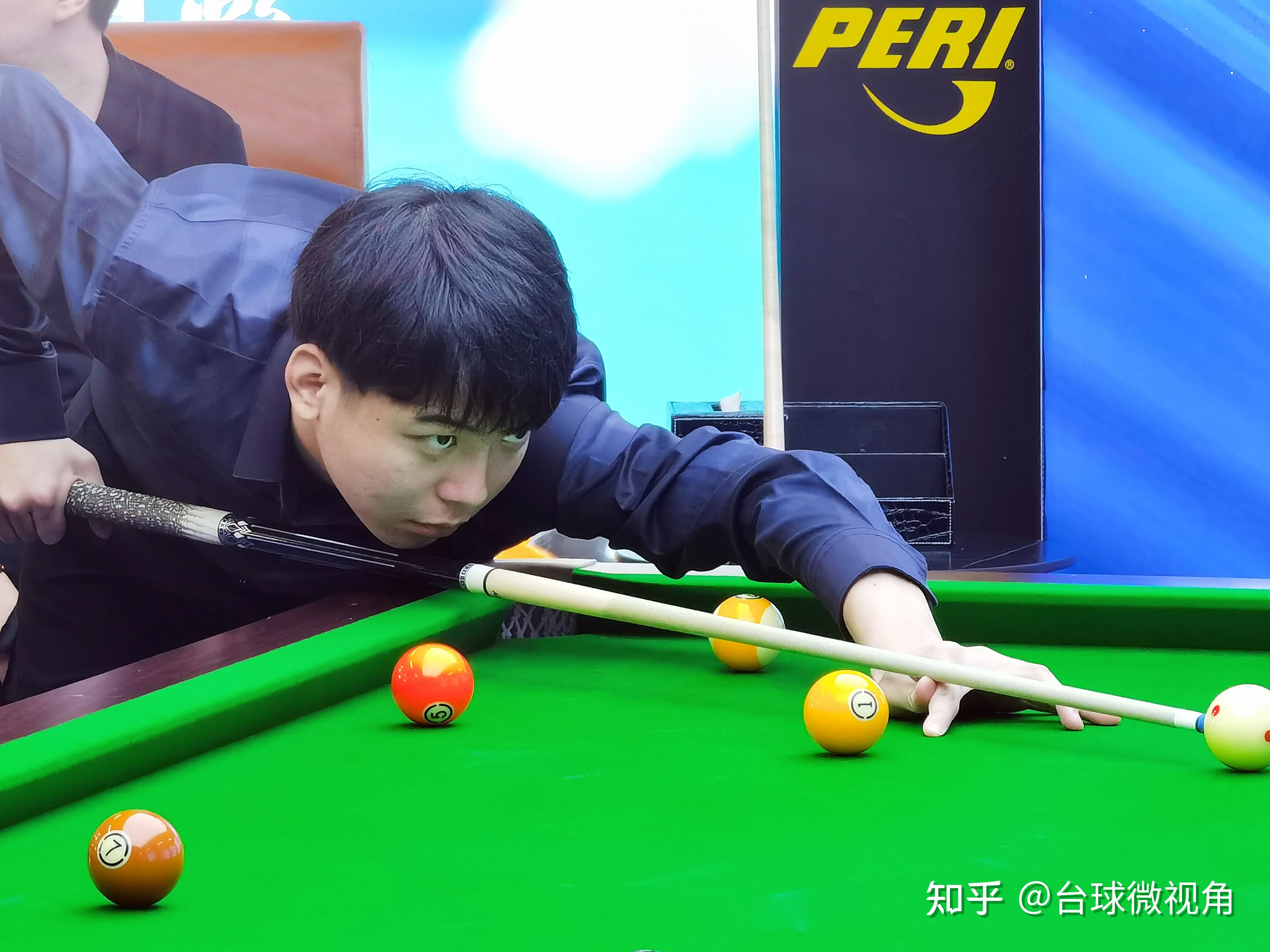 维奇与德米 维奇与德米