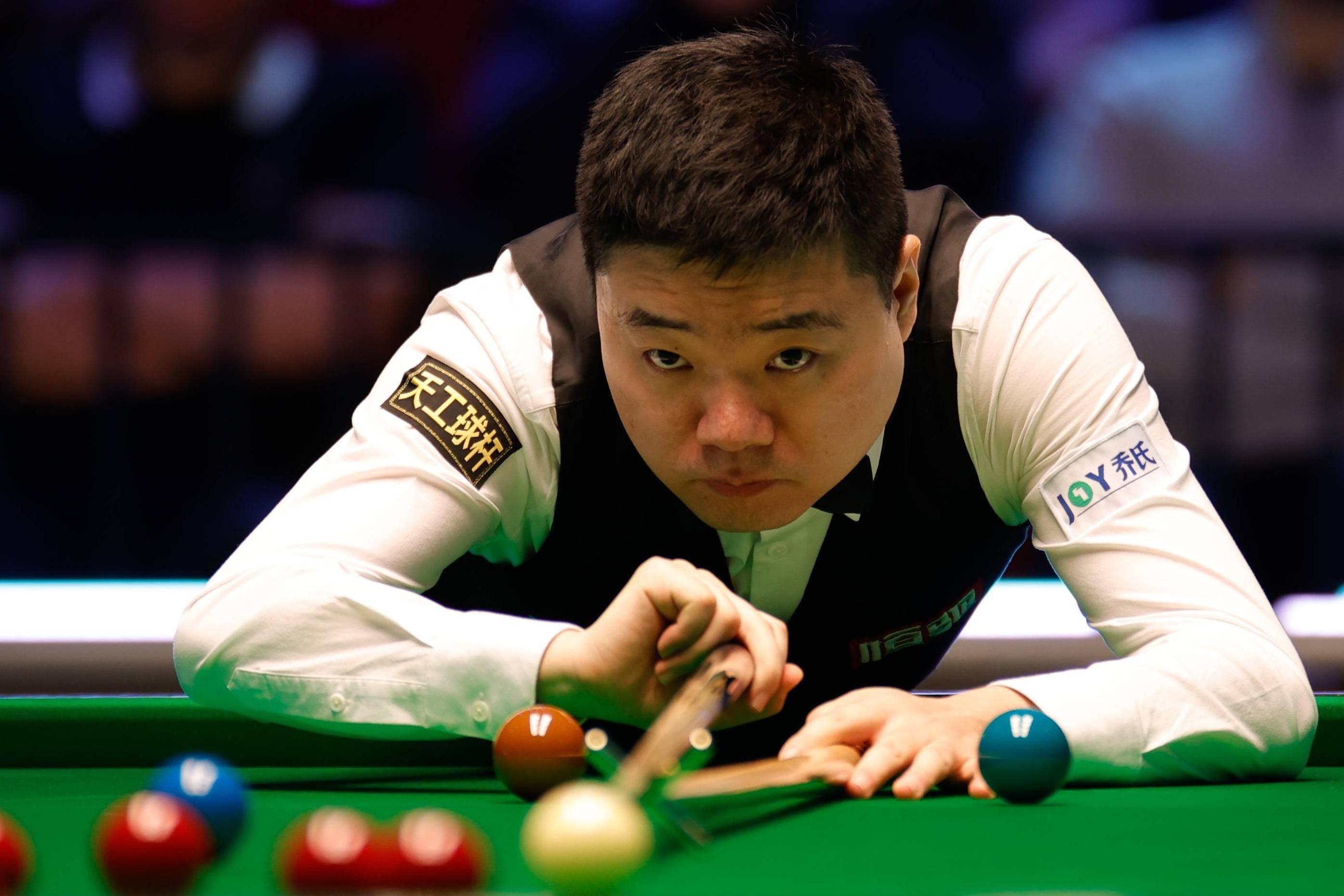 而是从整个 而是从整个