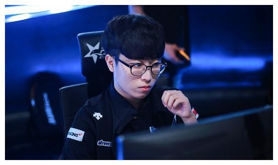 后腰与边后 后腰与边后